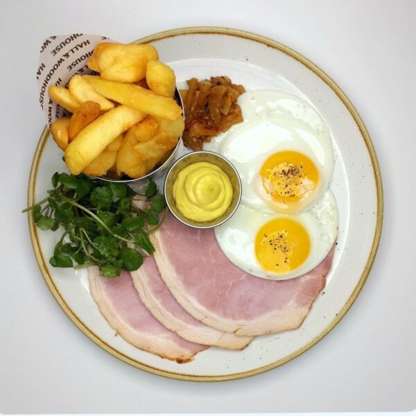 Ham, egg and chips