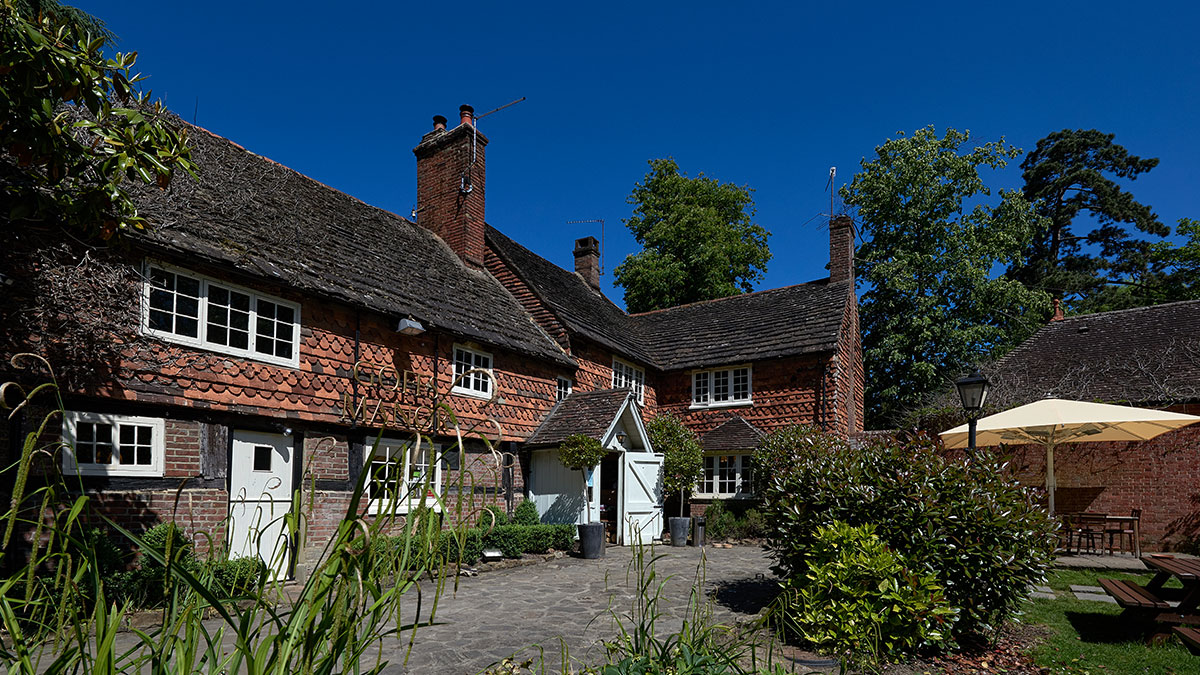 Goffs Manor exterior
