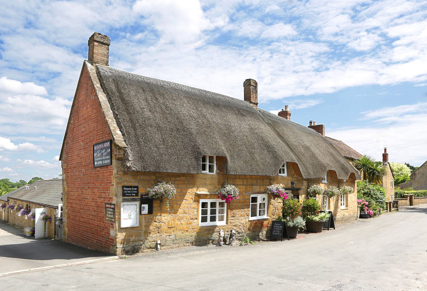 The Masons Arms